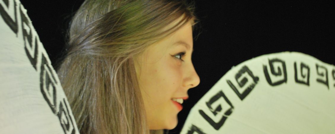 Mythes en Sagen: Greenscreen project. De leerlingen filmen hun eigen verhaal n.a.v. een verhaal uit de oudheid.