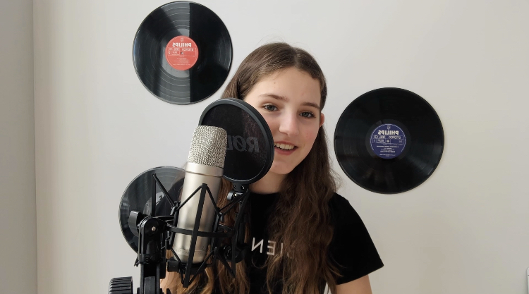 2021: Anique van Büseck – Our Hearts